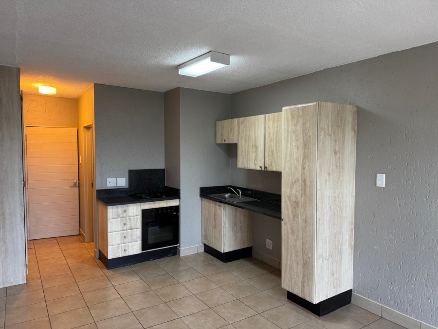 1 Bedroom Property for Sale in Hillcrest Gauteng