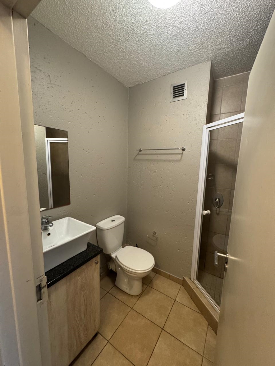1 Bedroom Property for Sale in Hillcrest Gauteng