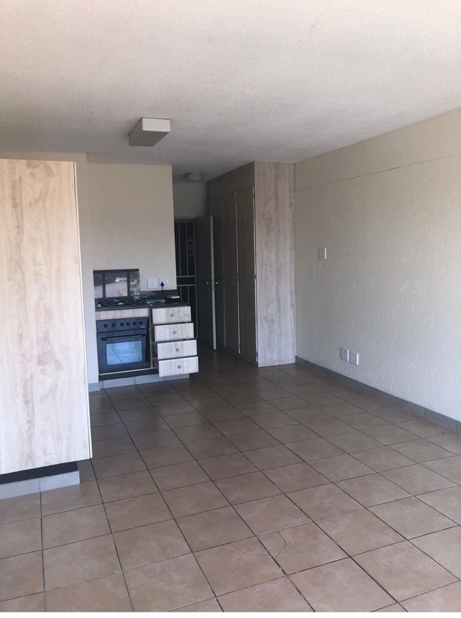 1 Bedroom Property for Sale in Hillcrest Gauteng