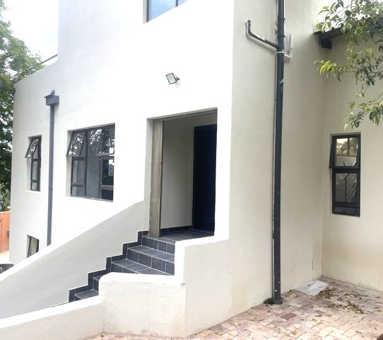 4 Bedroom Property for Sale in Waterkloof Ridge Gauteng