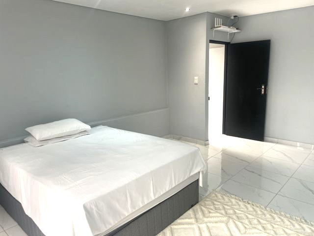 4 Bedroom Property for Sale in Waterkloof Ridge Gauteng