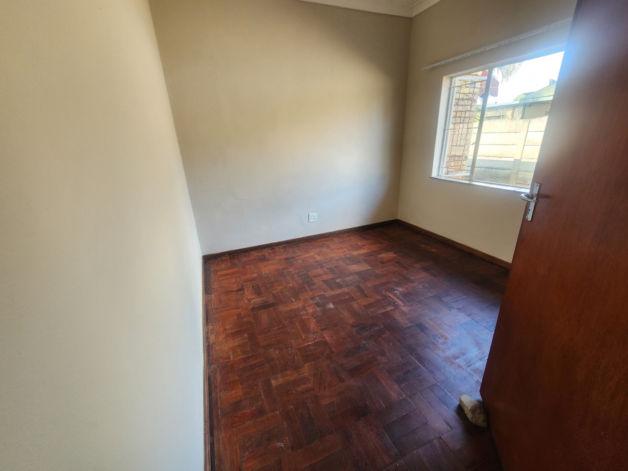 4 Bedroom Property for Sale in Les Marais Gauteng