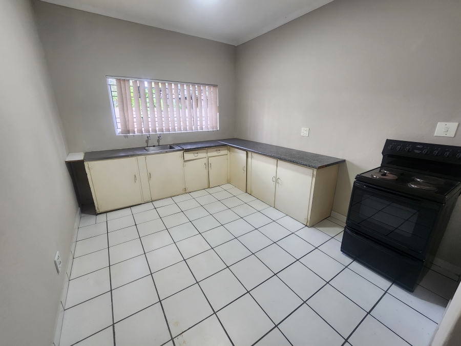 4 Bedroom Property for Sale in Les Marais Gauteng