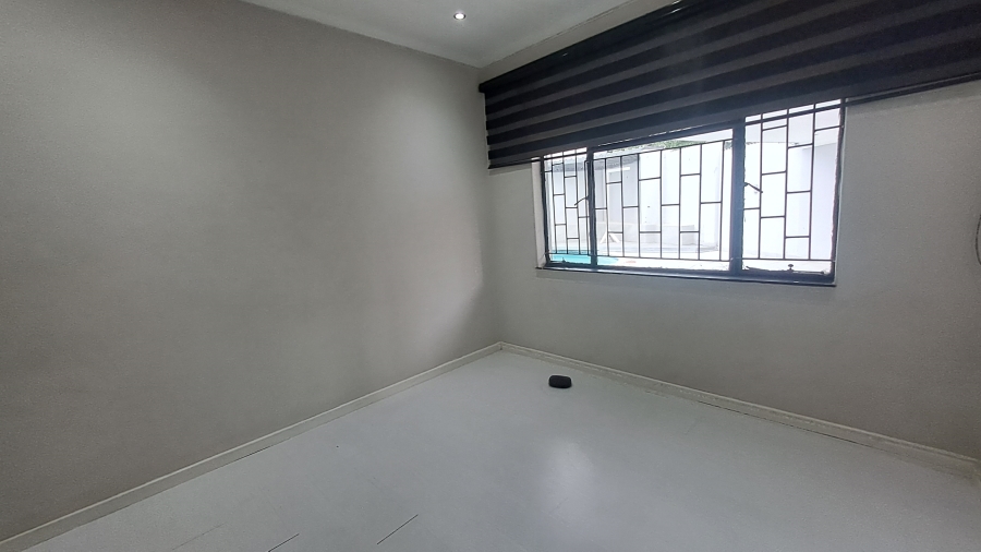 4 Bedroom Property for Sale in Shalimar Ridge Gauteng