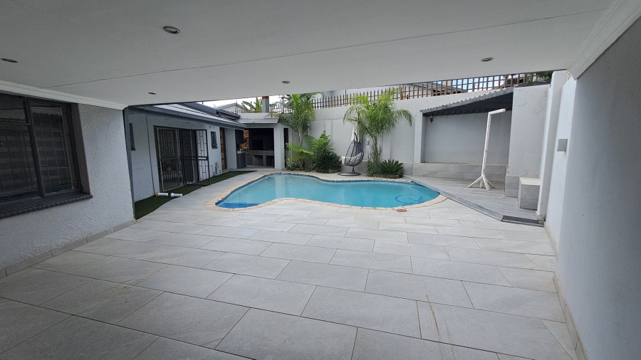 4 Bedroom Property for Sale in Shalimar Ridge Gauteng
