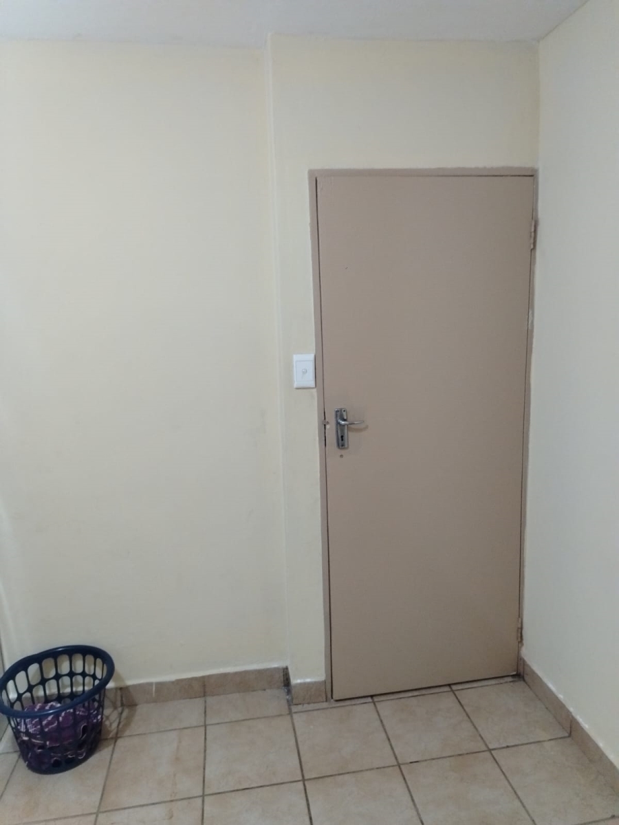 2 Bedroom Property for Sale in The Orchards Gauteng