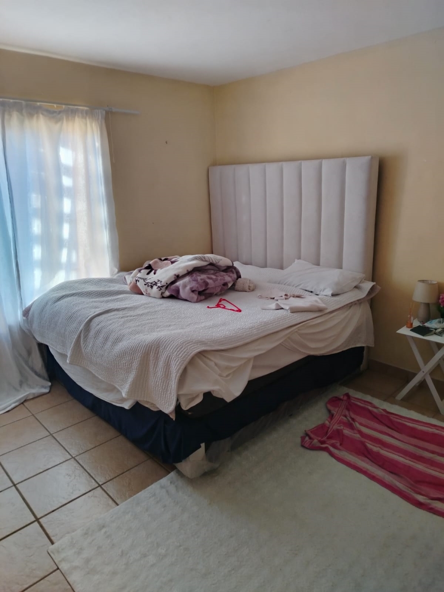 2 Bedroom Property for Sale in The Orchards Gauteng