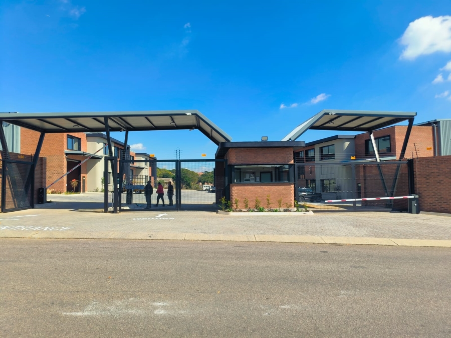 To Let Commercial Property for Rent in Samrand Business Park Gauteng