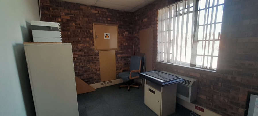 To Let Commercial Property for Rent in Kyalami Gauteng