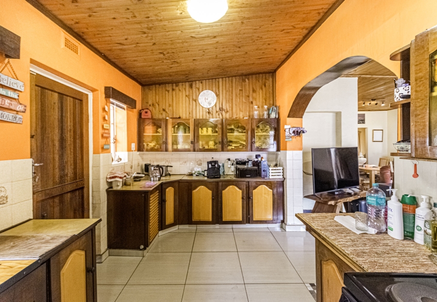 5 Bedroom Property for Sale in Florida Gauteng