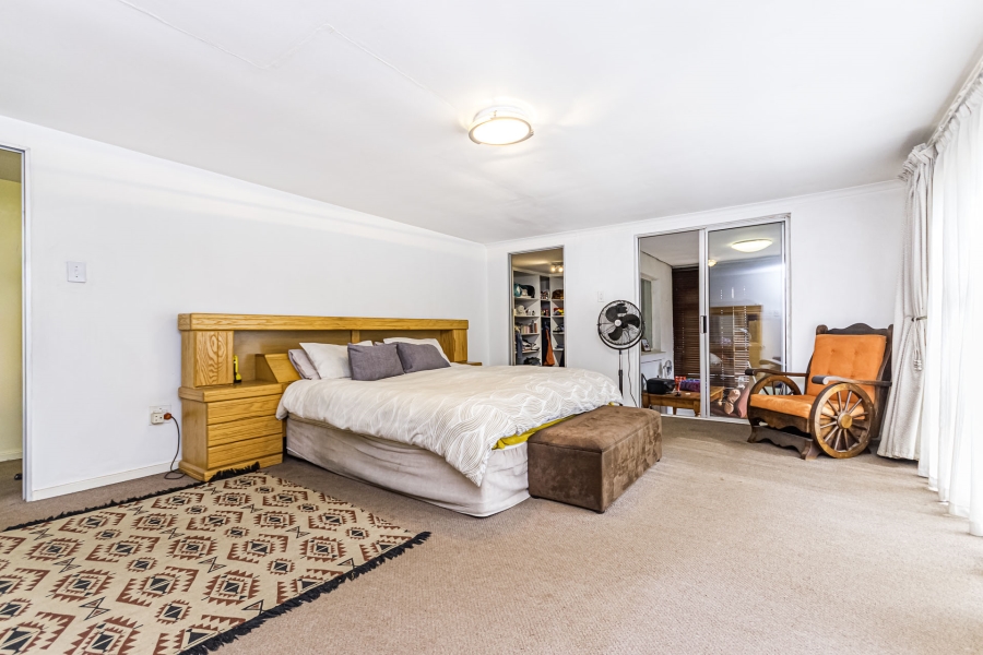 5 Bedroom Property for Sale in Florida Gauteng