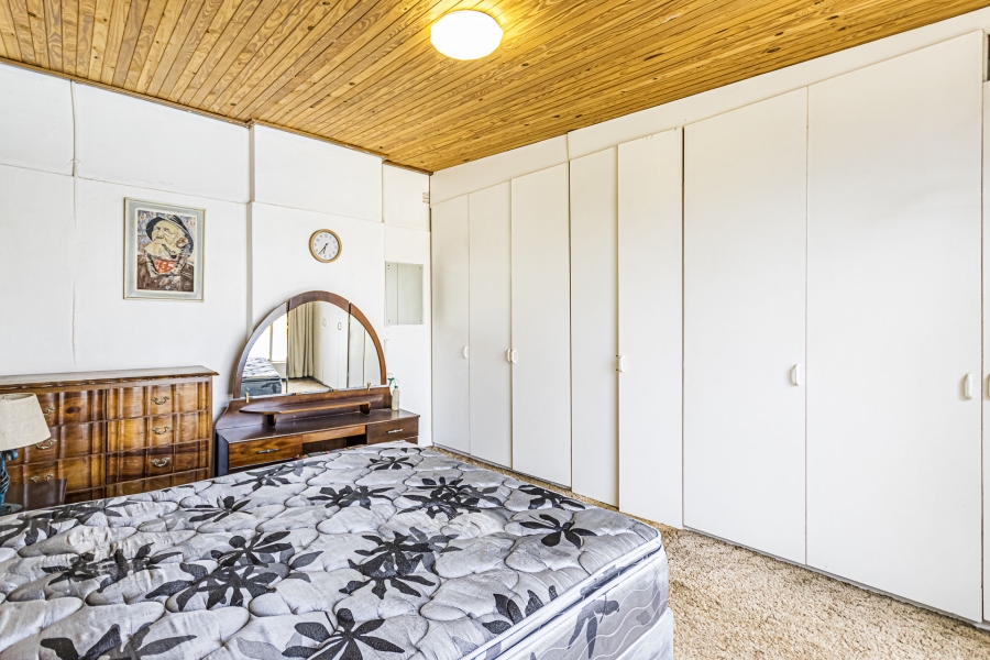 5 Bedroom Property for Sale in Florida Gauteng