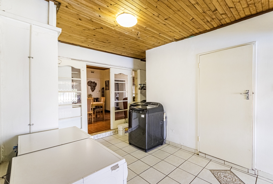 5 Bedroom Property for Sale in Florida Gauteng