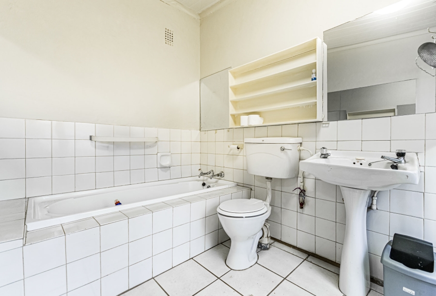 5 Bedroom Property for Sale in Florida Gauteng