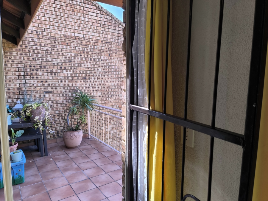 2 Bedroom Property for Sale in Elandspark Gauteng