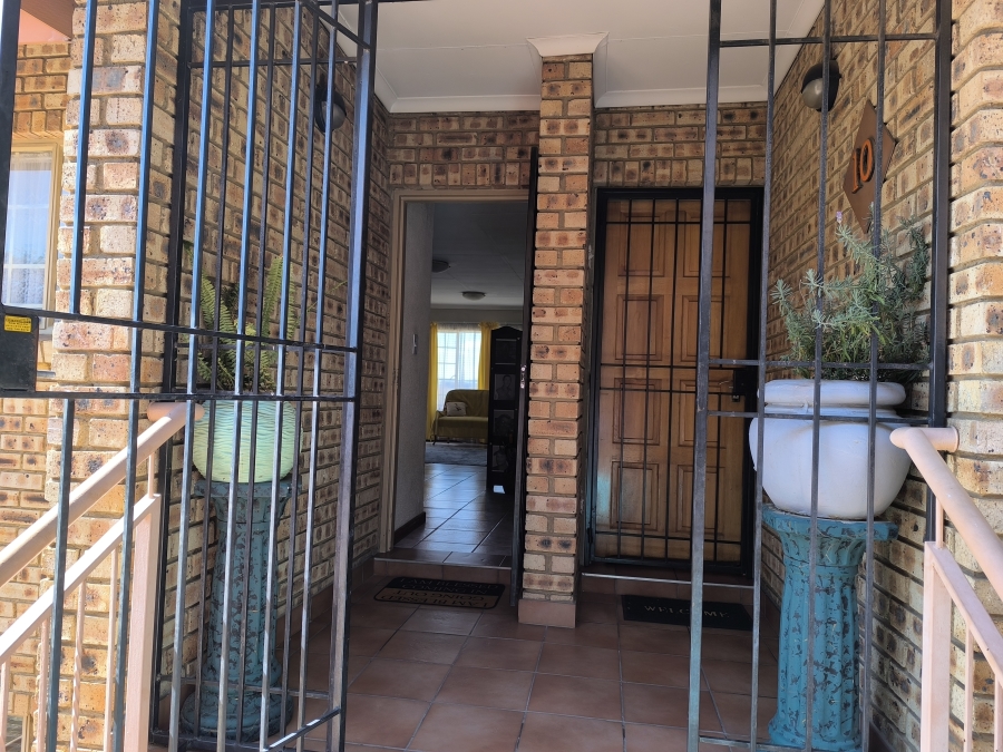 2 Bedroom Property for Sale in Elandspark Gauteng