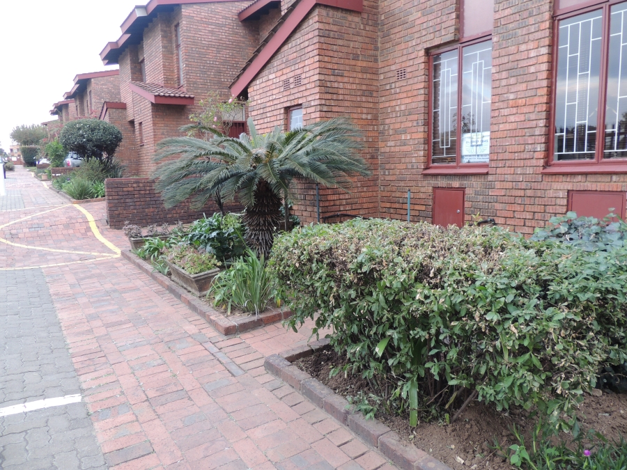 3 Bedroom Property for Sale in The Hill Gauteng
