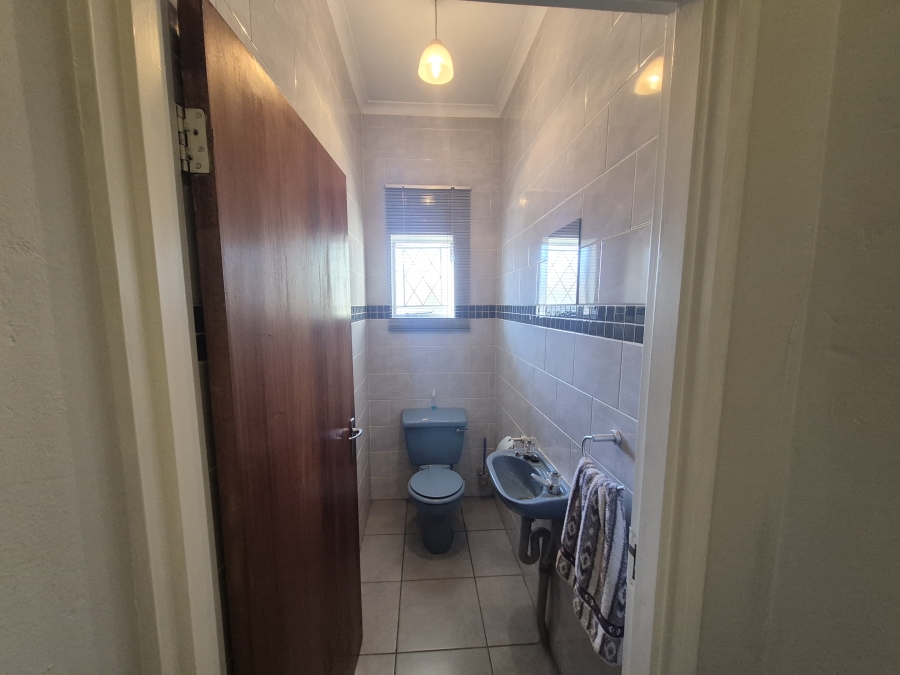 4 Bedroom Property for Sale in Brackenhurst Gauteng