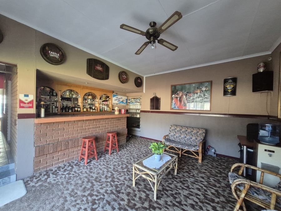 4 Bedroom Property for Sale in Brackenhurst Gauteng