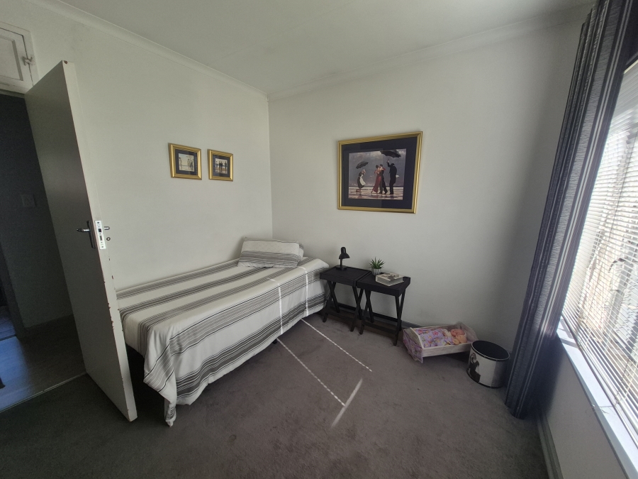 4 Bedroom Property for Sale in Brackenhurst Gauteng