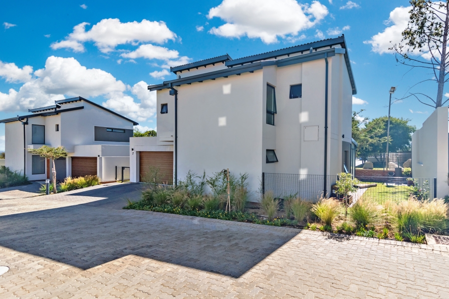 3 Bedroom Property for Sale in Jackal Creek Golf Estate Gauteng