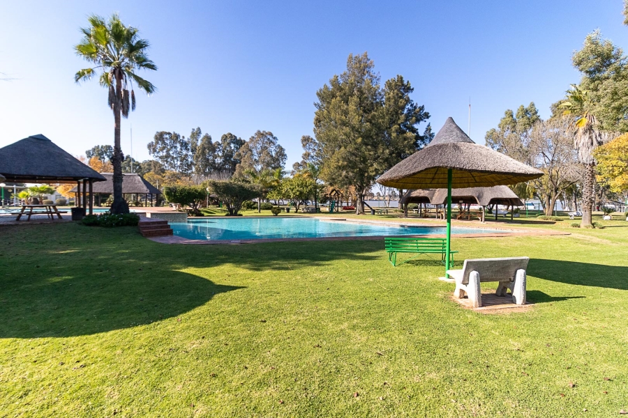 4 Bedroom Property for Sale in Vaal Marina Gauteng