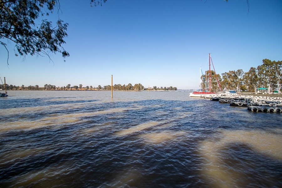 4 Bedroom Property for Sale in Vaal Marina Gauteng