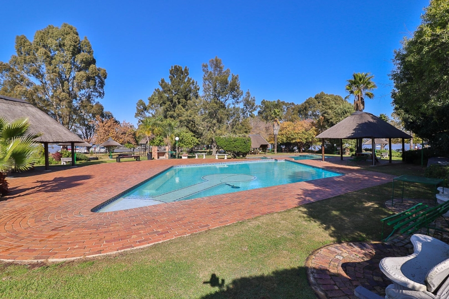 4 Bedroom Property for Sale in Vaal Marina Gauteng