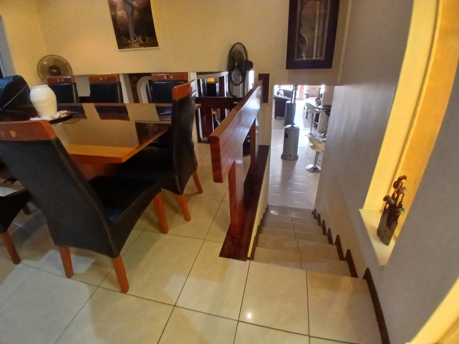3 Bedroom Property for Sale in Dunnottar Gauteng