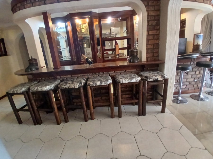 3 Bedroom Property for Sale in Dunnottar Gauteng