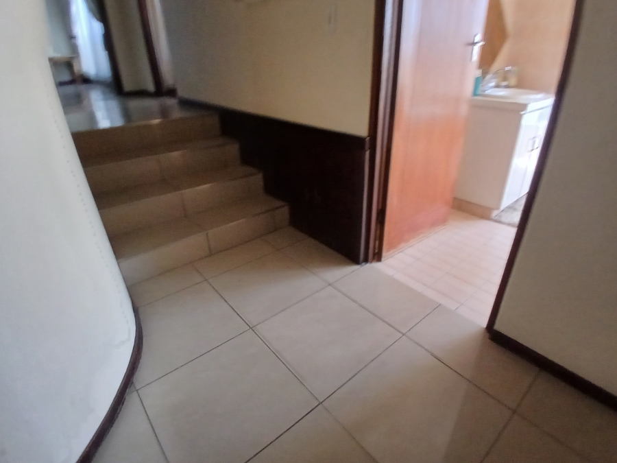 3 Bedroom Property for Sale in Dunnottar Gauteng