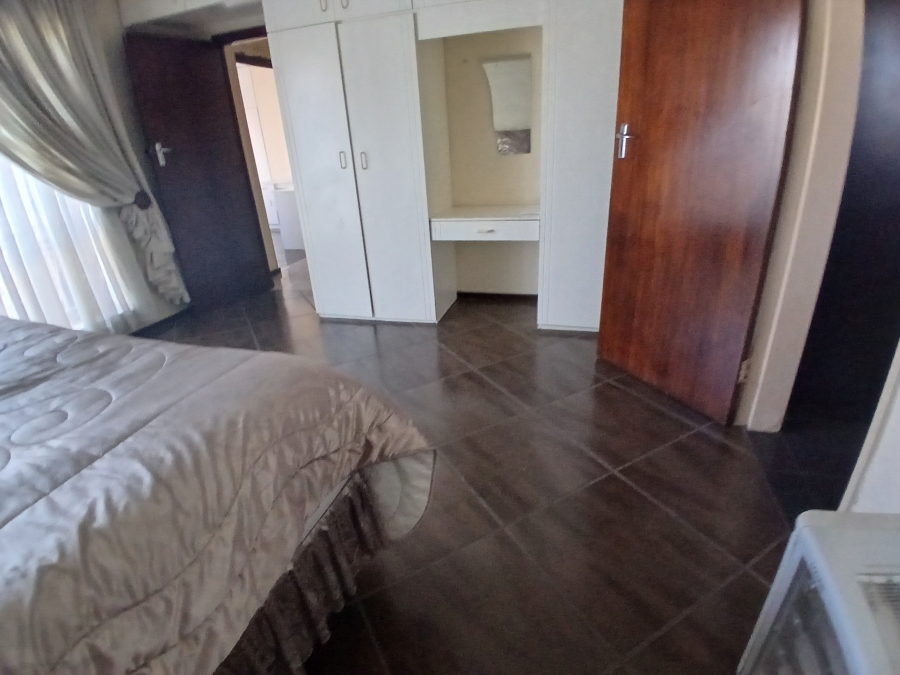 3 Bedroom Property for Sale in Dunnottar Gauteng