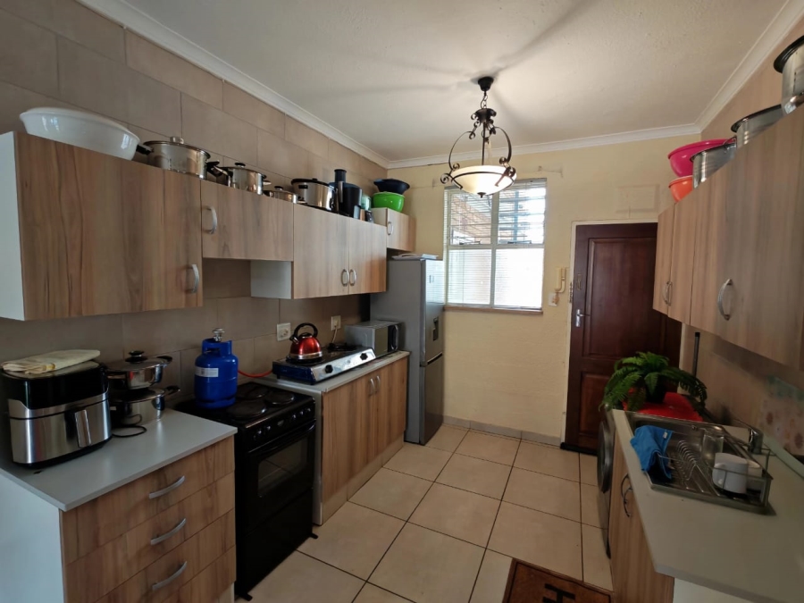 2 Bedroom Property for Sale in New Redruth Gauteng