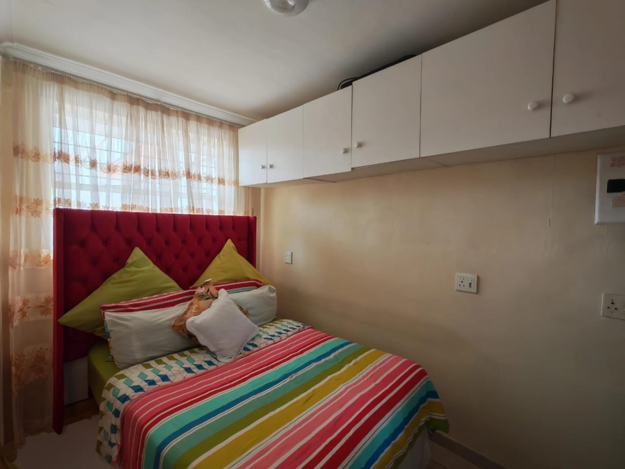 2 Bedroom Property for Sale in New Redruth Gauteng