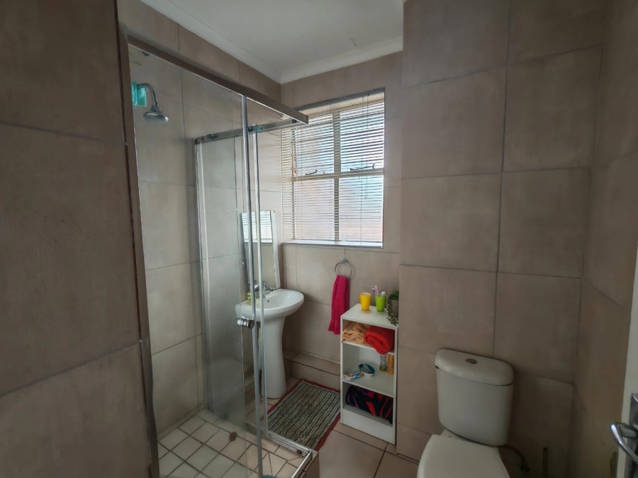 2 Bedroom Property for Sale in New Redruth Gauteng
