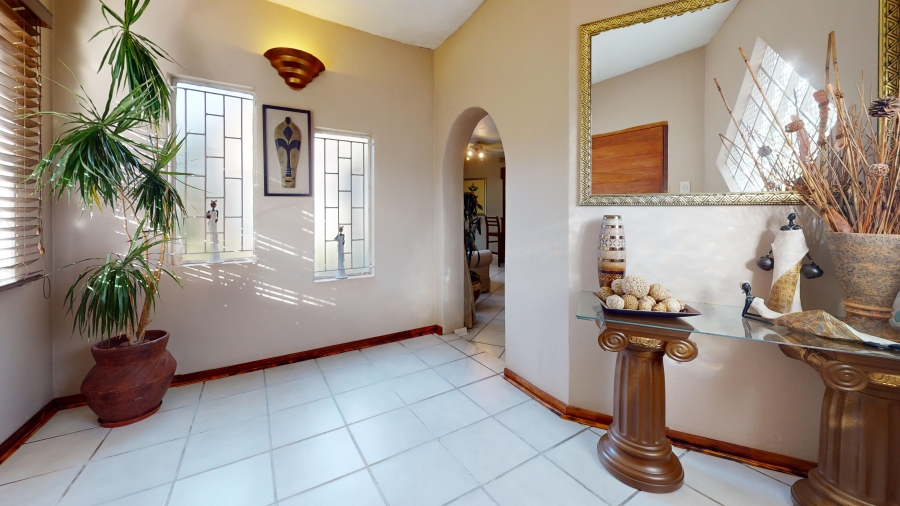 4 Bedroom Property for Sale in Dawnview Gauteng