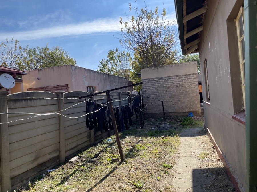 14 Bedroom Property for Sale in Peacehaven Gauteng