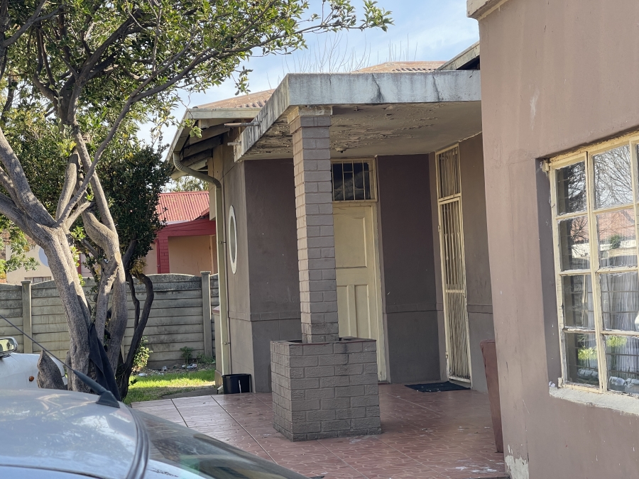 14 Bedroom Property for Sale in Peacehaven Gauteng