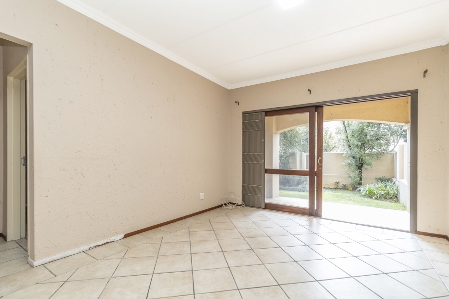 1 Bedroom Property for Sale in Paulshof Gauteng