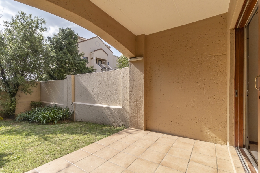 1 Bedroom Property for Sale in Paulshof Gauteng