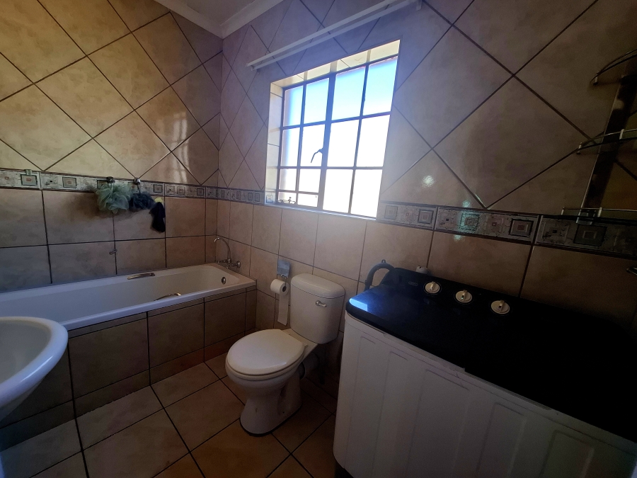 3 Bedroom Property for Sale in New State Areas Gauteng