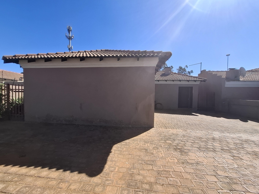 3 Bedroom Property for Sale in New State Areas Gauteng