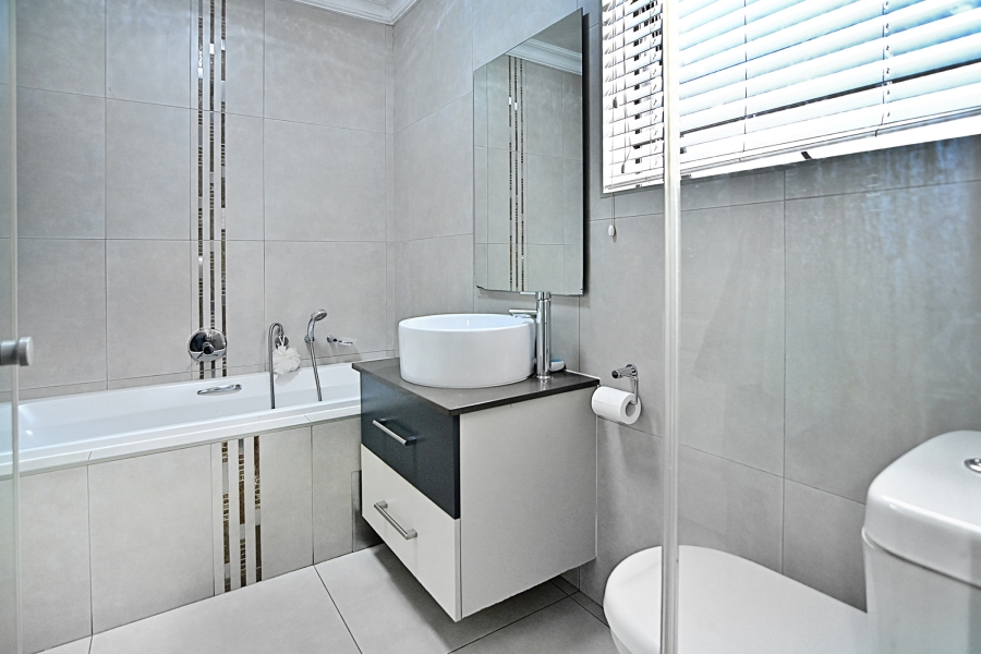 3 Bedroom Property for Sale in Kyalami Hills Gauteng