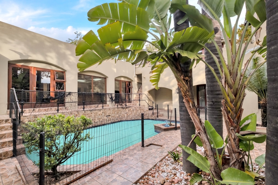 3 Bedroom Property for Sale in Wendywood Gauteng