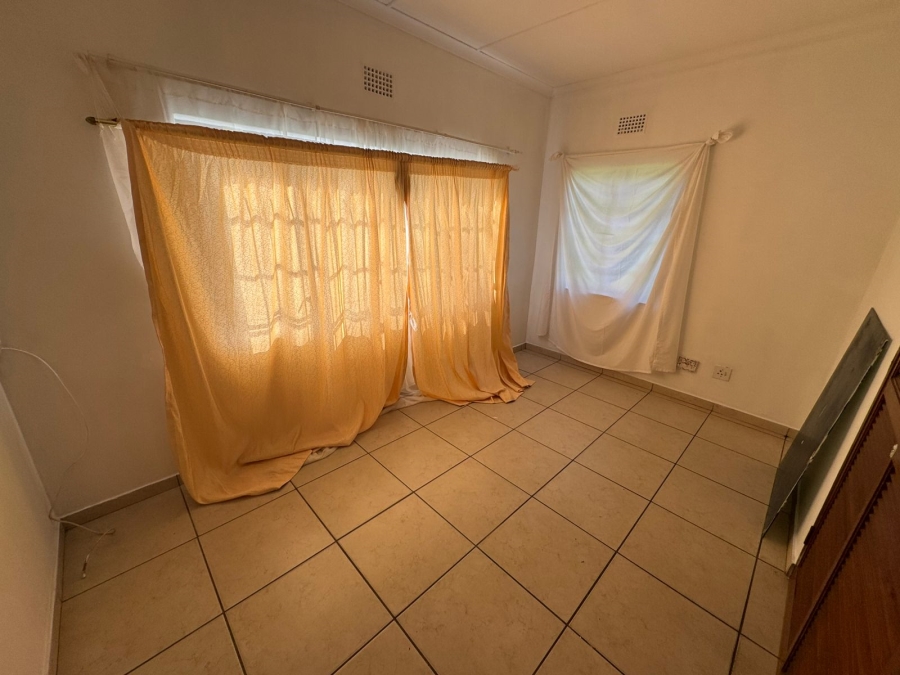 To Let 4 Bedroom Property for Rent in Dalview Gauteng