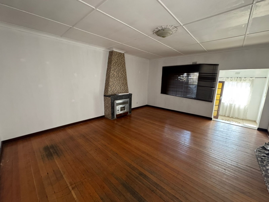 To Let 4 Bedroom Property for Rent in Dalview Gauteng