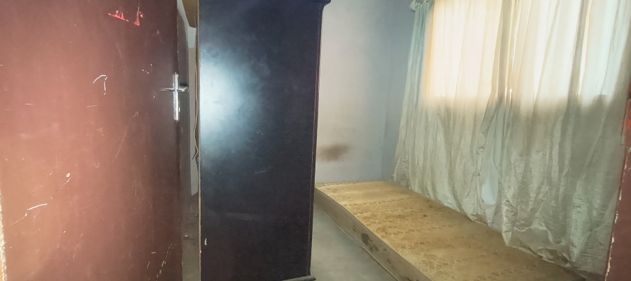 2 Bedroom Property for Sale in Tshepisong Gauteng