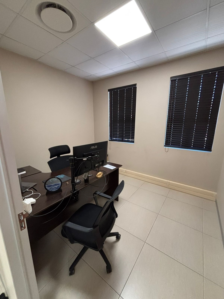 To Let Commercial Property for Rent in Eldoraigne Gauteng