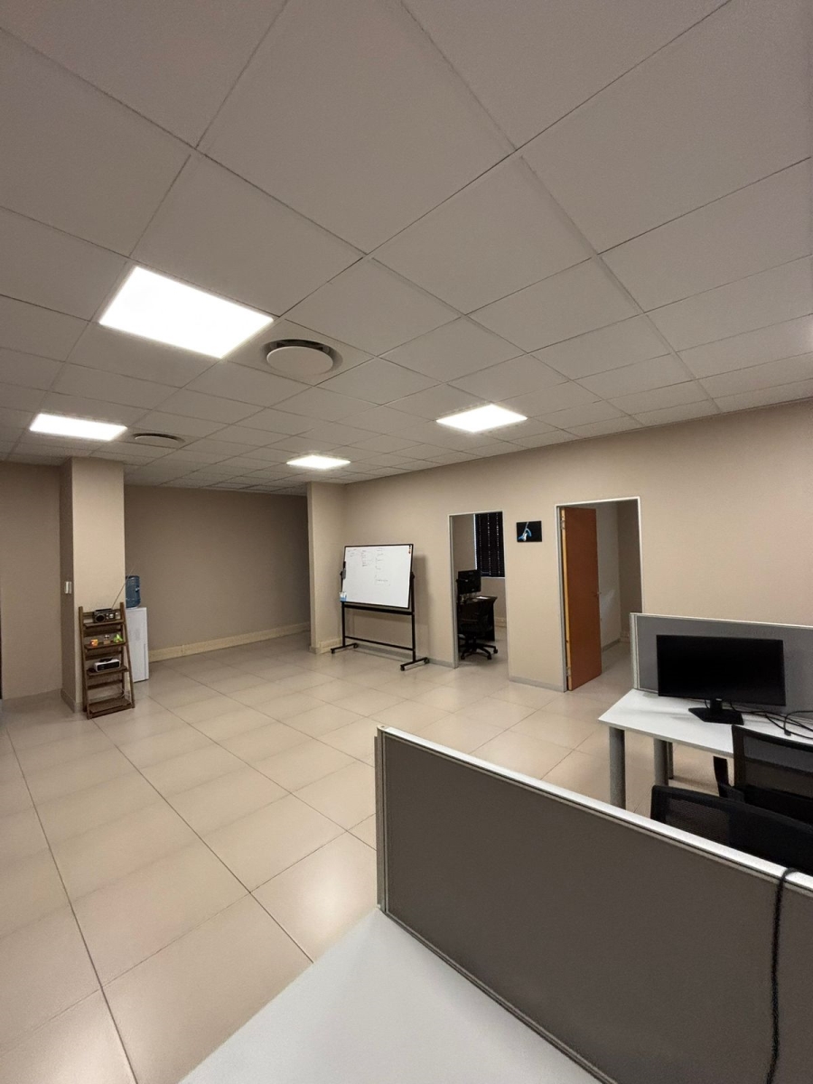 To Let Commercial Property for Rent in Eldoraigne Gauteng