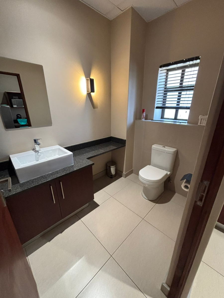 To Let Commercial Property for Rent in Eldoraigne Gauteng
